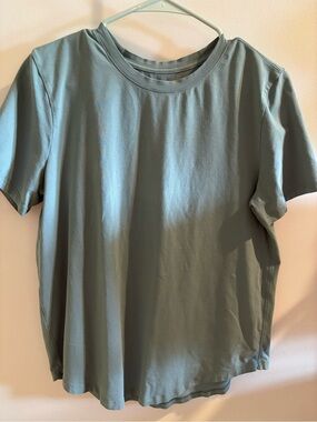 lululemon athletica Short Sleeve Tee in Sage Green